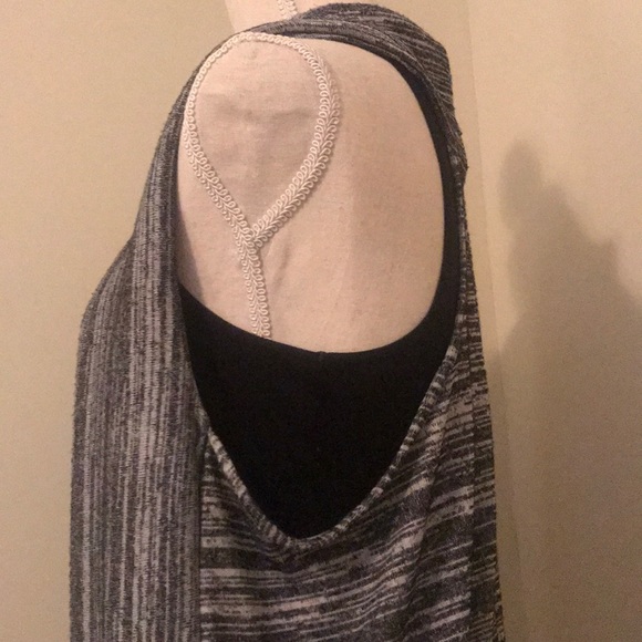 Sleeveless dark and light grey open cardigan - Picture 5 of 7